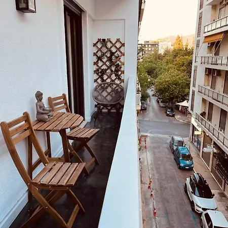 2 Bedroom - Live Like A Local In Kolonaki Athens