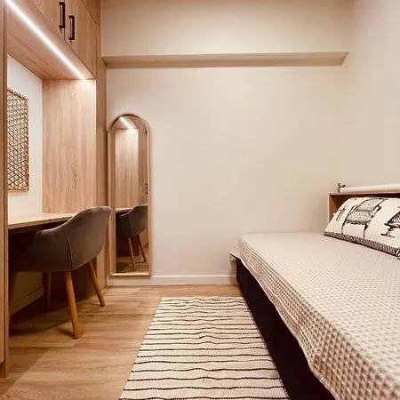 2 Bedroom - Live Like A Local In Kolonaki Athens
