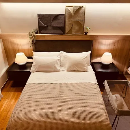 2 Bedroom - Live Like A Local In Kolonaki Athens